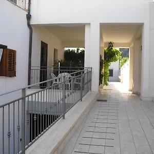Casa Mare Apartment